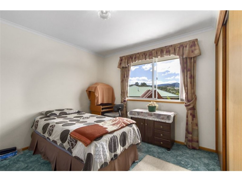 1/11 Whitewater Crescent, Kingston TAS 7050