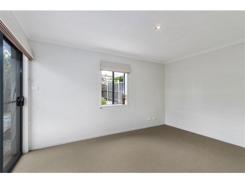 2 George Avenue, Kingston TAS 7050