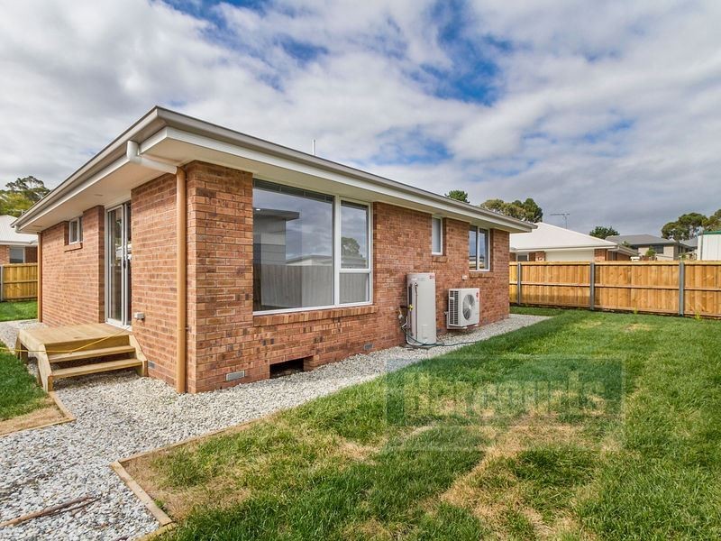 11/134 Burwood Drive, Blackmans Bay TAS 7052