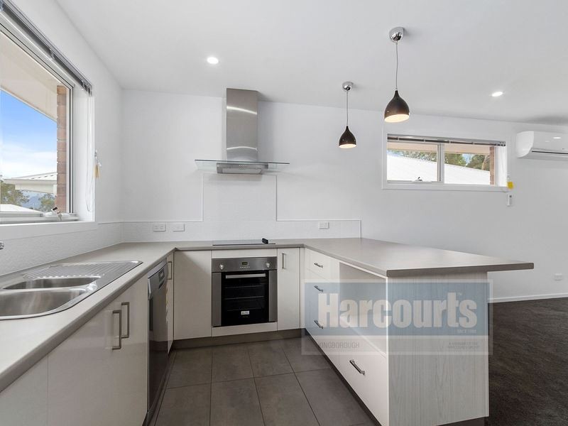 24/134 Burwood Drive, Blackmans Bay TAS 7052