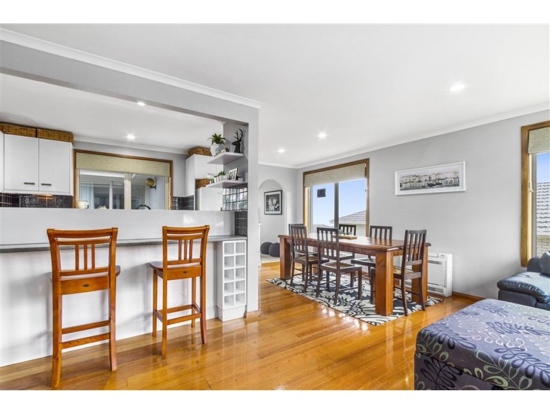 9 Jindabyne Road, Kingston Beach TAS 7050
