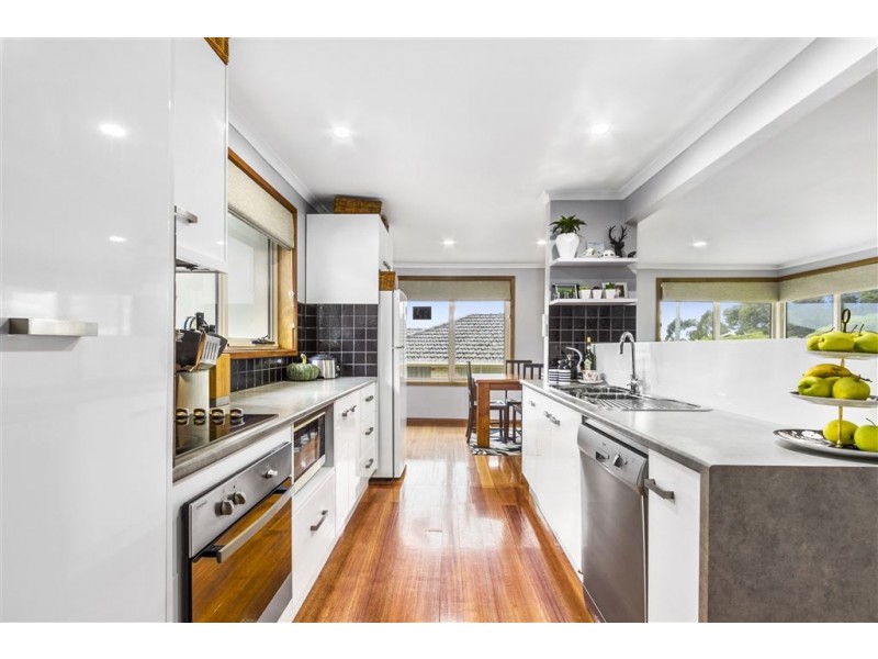 9 Jindabyne Road, Kingston Beach TAS 7050