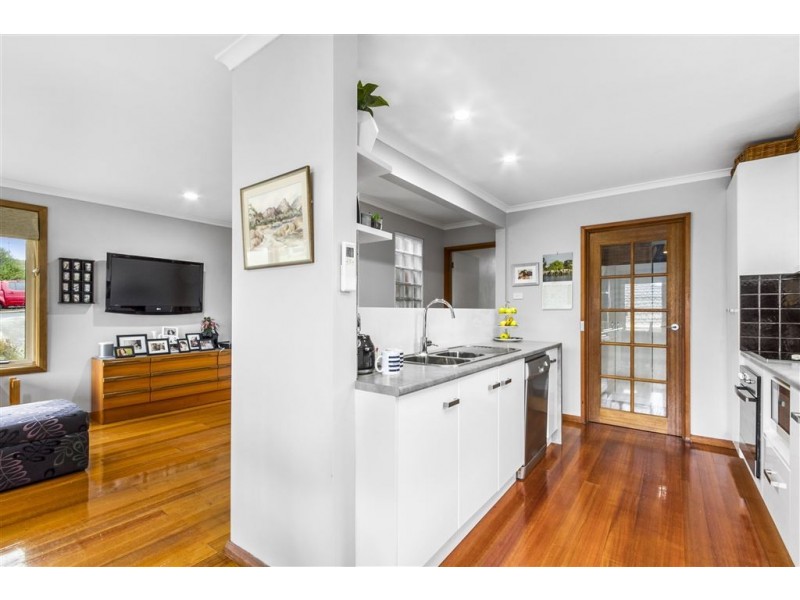 9 Jindabyne Road, Kingston Beach TAS 7050