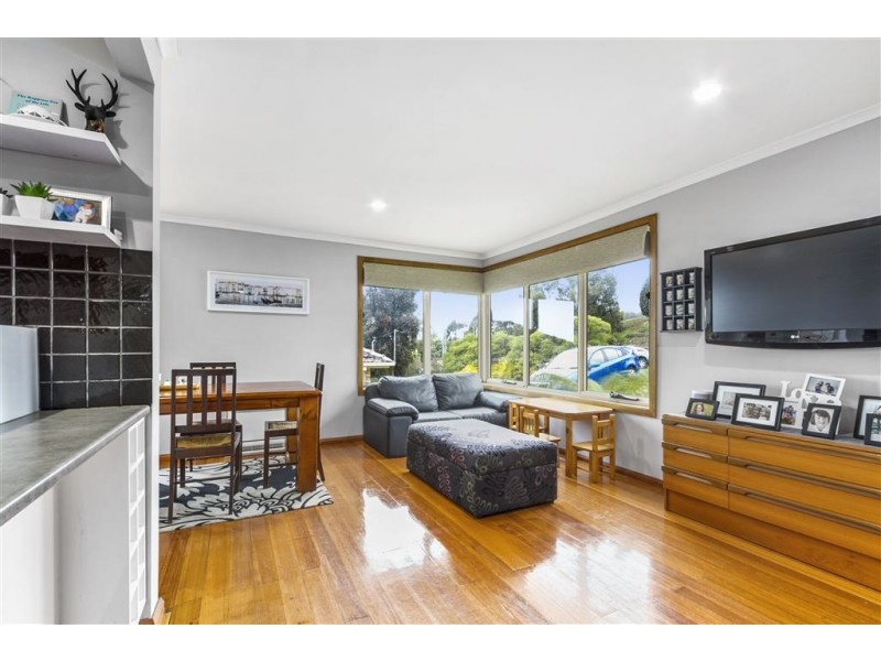 9 Jindabyne Road, Kingston Beach TAS 7050