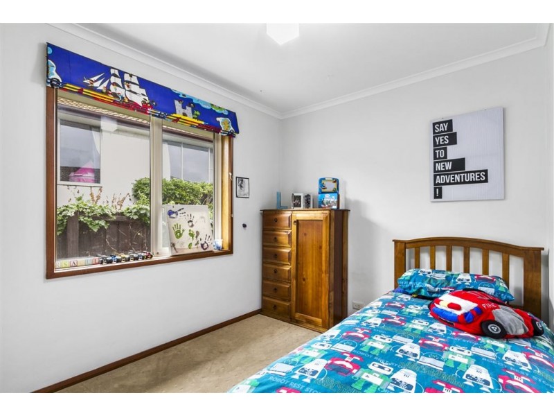 9 Jindabyne Road, Kingston Beach TAS 7050