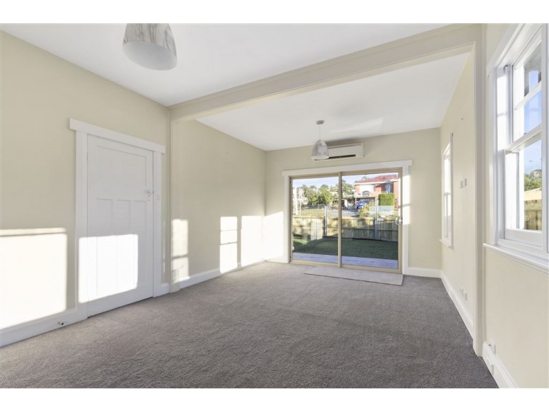 164 Roslyn Avenue, Blackmans Bay TAS 7052