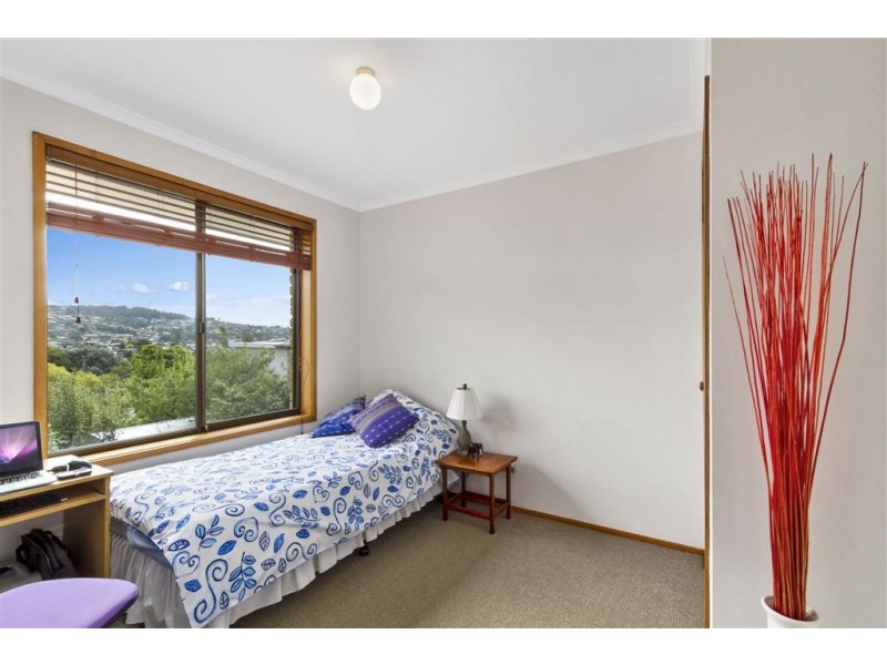 21 Suncoast Drive, Blackmans Bay TAS 7052