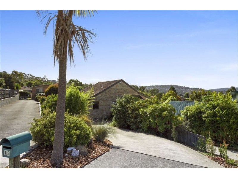 13 Clearwater Court, Blackmans Bay TAS 7052