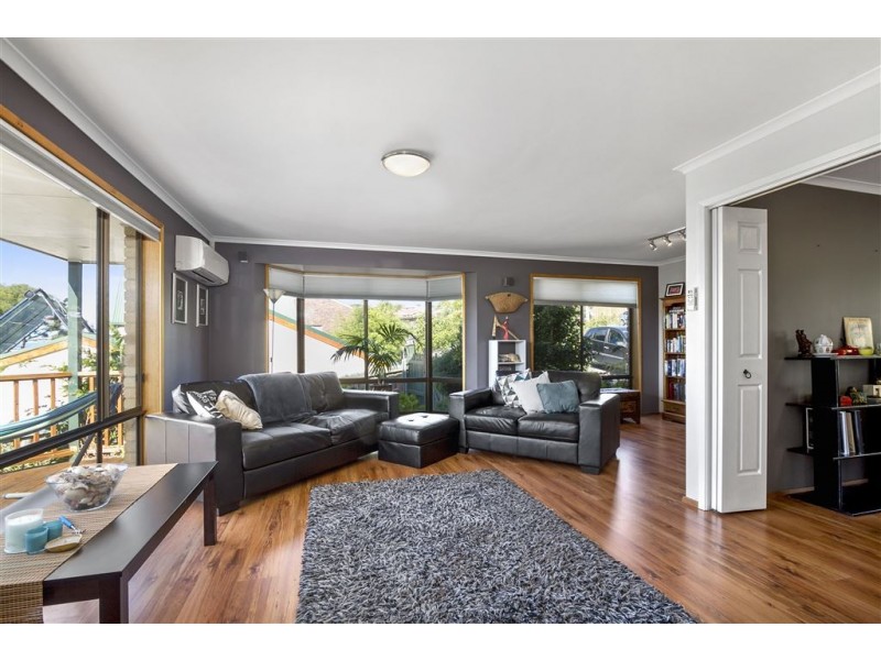13 Clearwater Court, Blackmans Bay TAS 7052