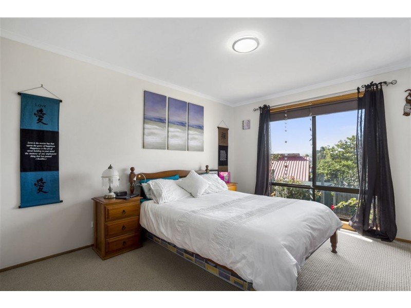 13 Clearwater Court, Blackmans Bay TAS 7052