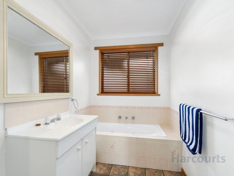 2 Peppermint Place, Margate TAS 7054