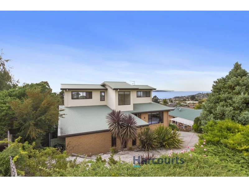 5 Illira Way, Blackmans Bay TAS 7052