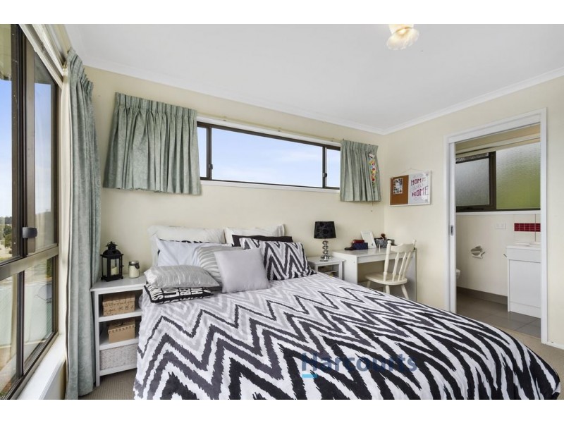 5 Illira Way, Blackmans Bay TAS 7052