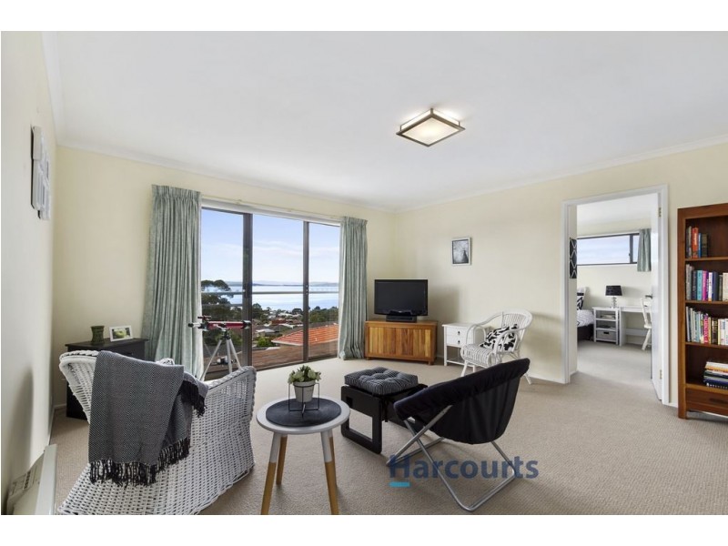 5 Illira Way, Blackmans Bay TAS 7052