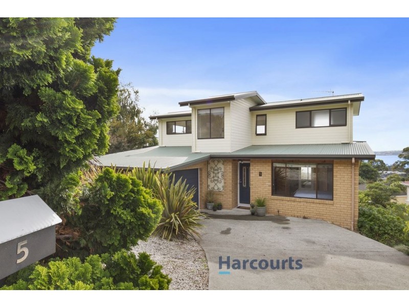 5 Illira Way, Blackmans Bay TAS 7052