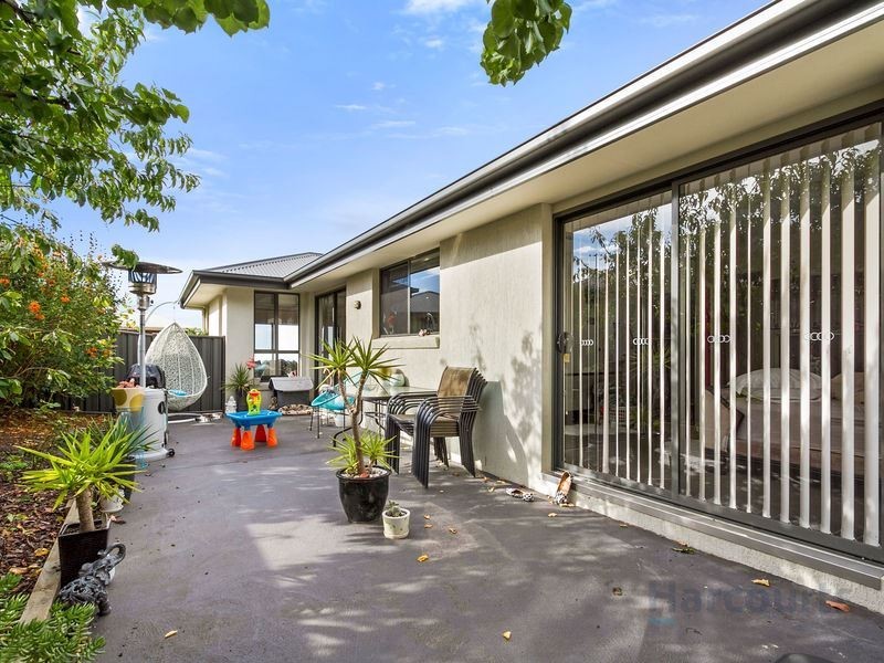 31a Stirling Avenue, Blackmans Bay TAS 7052