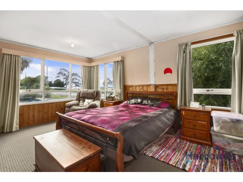 48 Beach Road, Snug TAS 7054