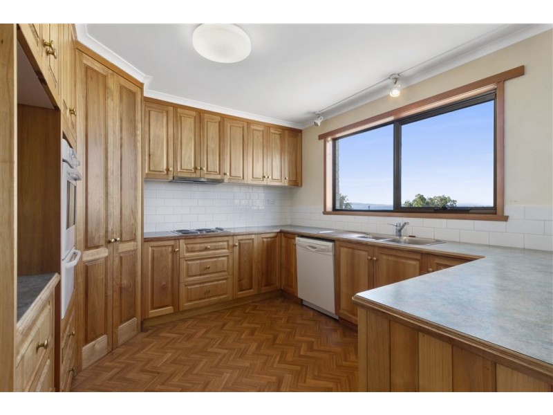 4 Ocean Esplanade, Blackmans Bay TAS 7052