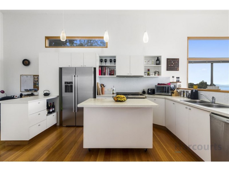 77 Tingira Road, Blackmans Bay TAS 7052