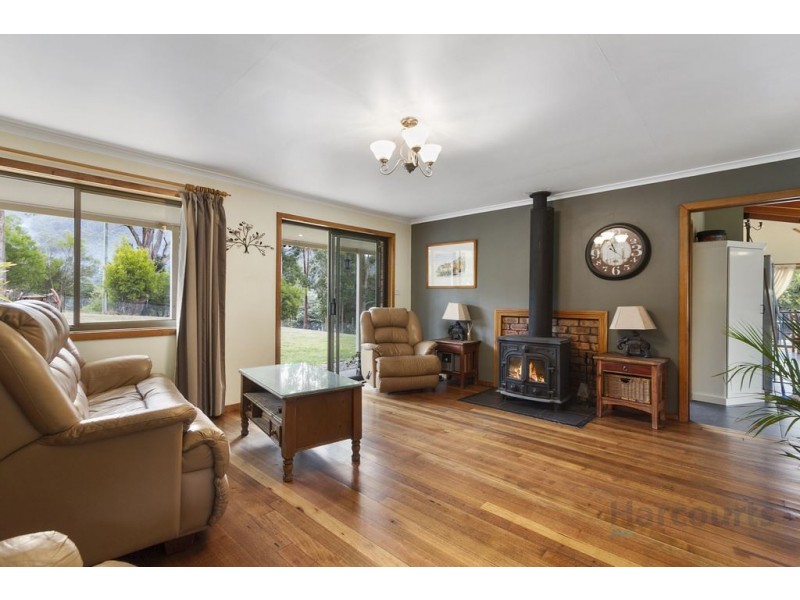 9 Nala Road, Oyster Cove TAS 7150