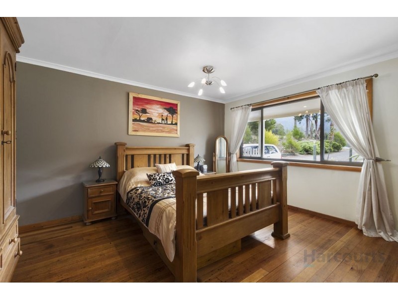 9 Nala Road, Oyster Cove TAS 7150