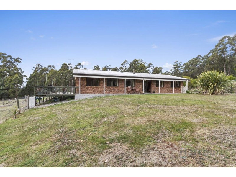 9 Nala Road, Oyster Cove TAS 7150
