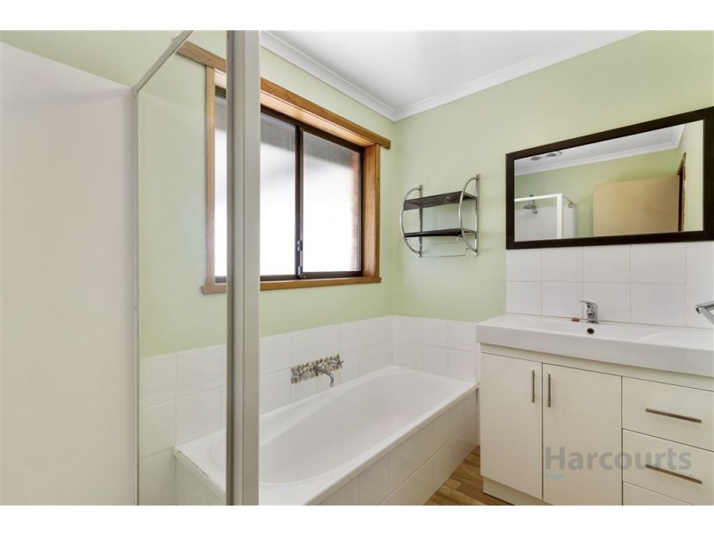 11 Nolan Crescent, Kingston TAS 7050