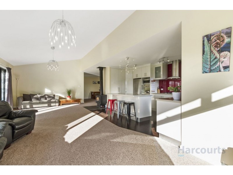 12 Sarron Place, Lower Snug TAS 7054
