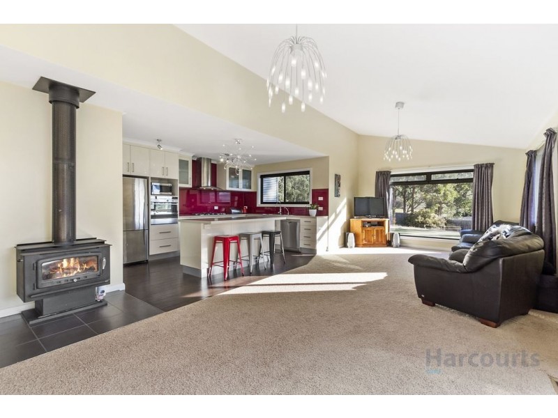 12 Sarron Place, Lower Snug TAS 7054