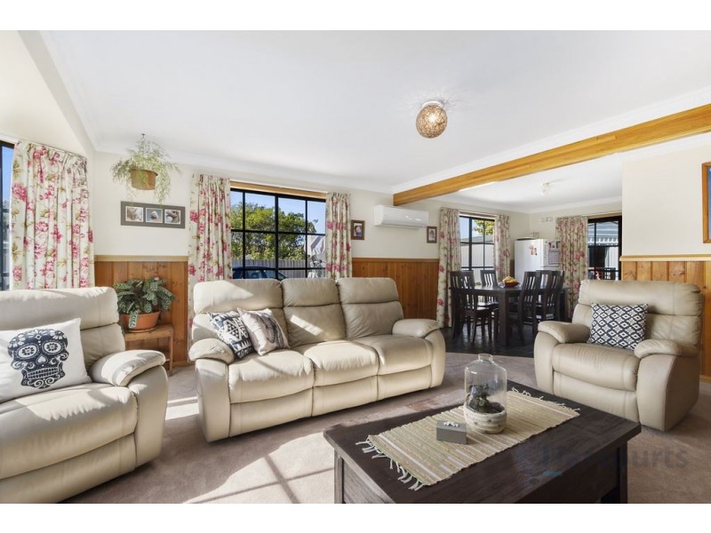 11 Wandanea Place, Margate TAS 7054