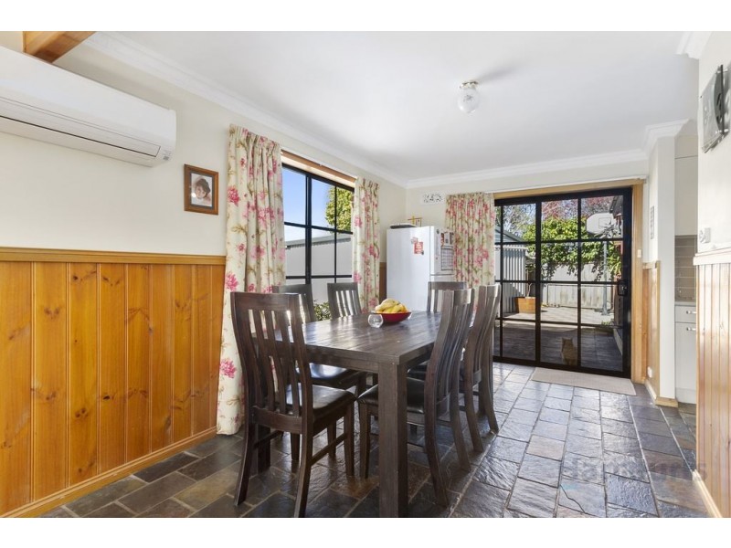 11 Wandanea Place, Margate TAS 7054