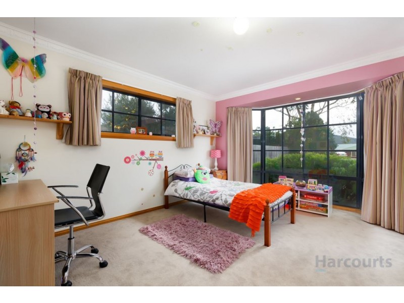 11 Wandanea Place, Margate TAS 7054
