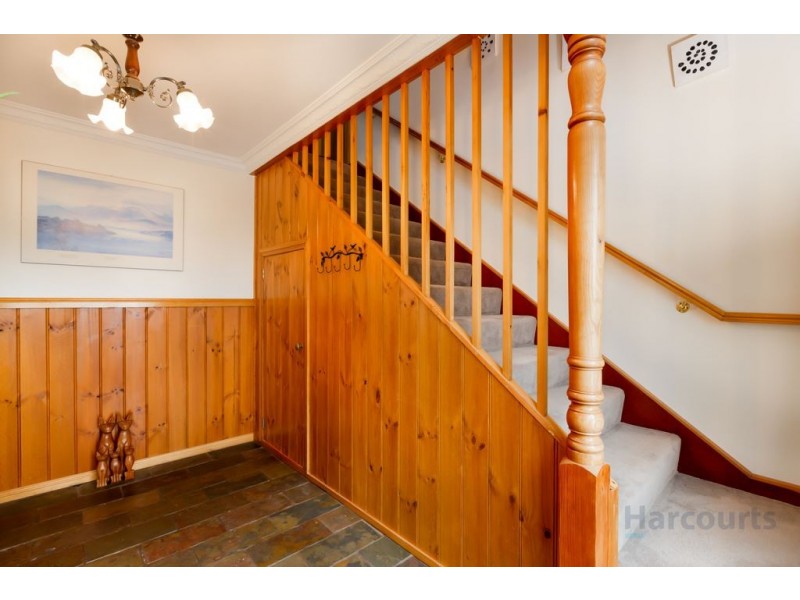 11 Wandanea Place, Margate TAS 7054