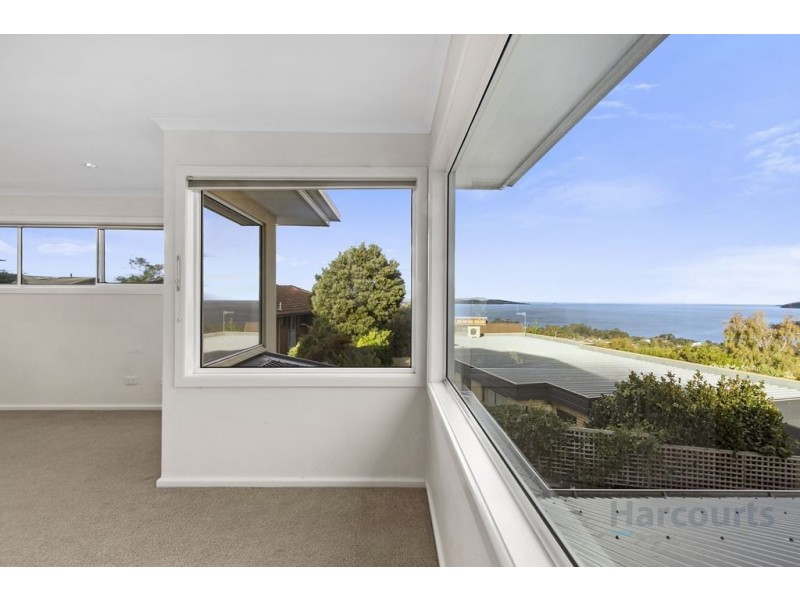 61 Tingira Road, Blackmans Bay TAS 7052