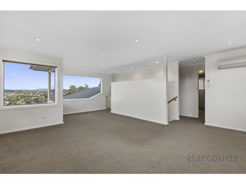 61 Tingira Road, Blackmans Bay TAS 7052