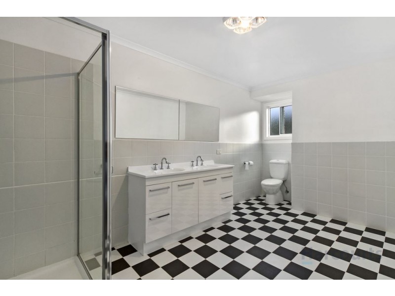 61 Tingira Road, Blackmans Bay TAS 7052