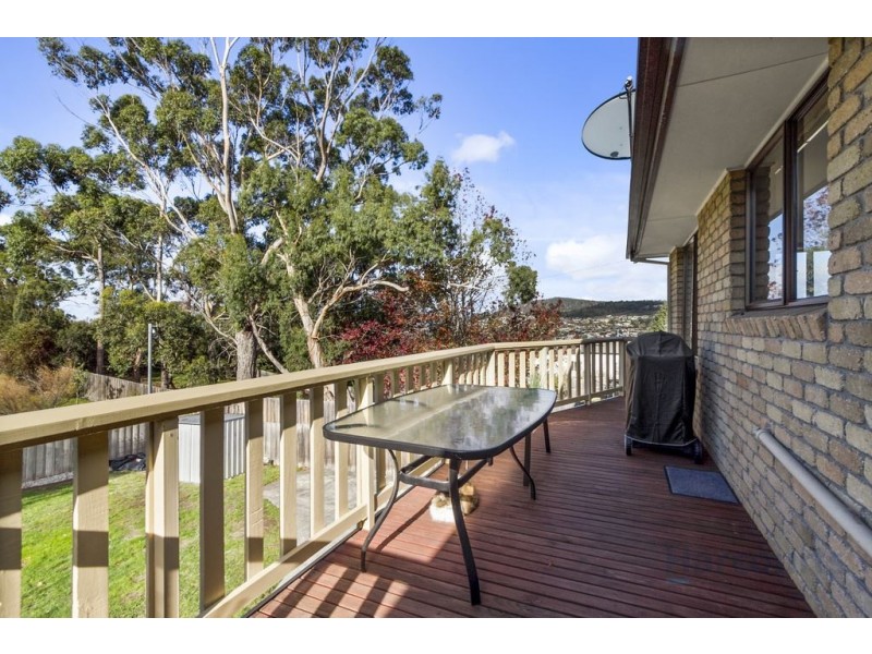 134 Roslyn Avenue, Blackmans Bay TAS 7052