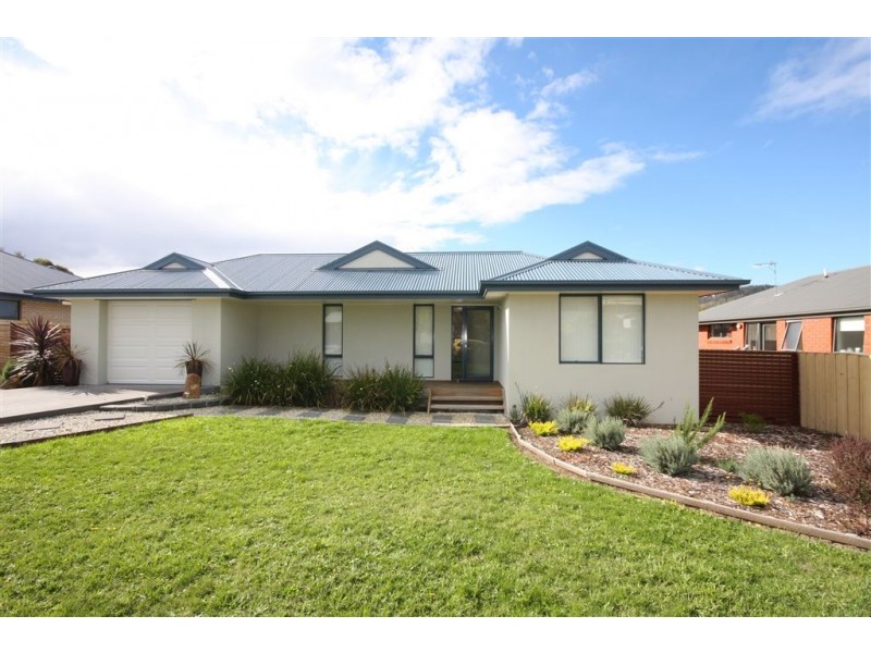 52 Malachi Drive, Kingston TAS 7050