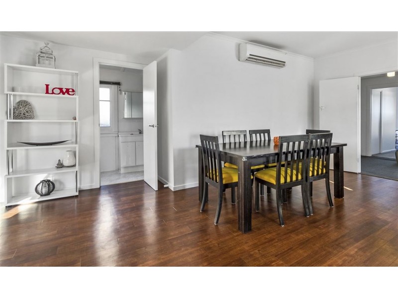 1/3 Wells Parade, Blackmans Bay TAS 7052