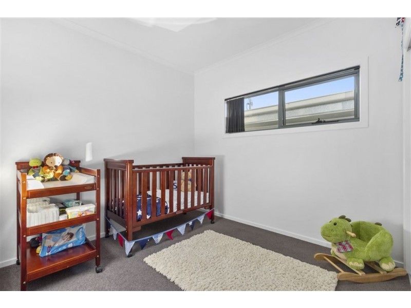 1/3 Wells Parade, Blackmans Bay TAS 7052