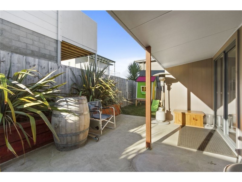 1/3 Wells Parade, Blackmans Bay TAS 7052