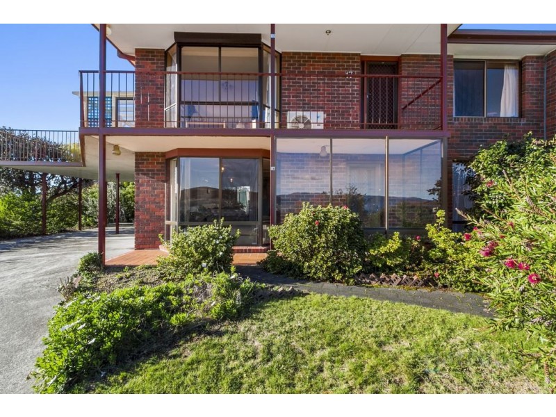 16 Village Drive, Kingston TAS 7050