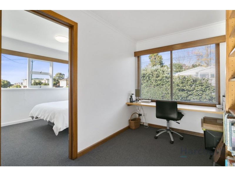 251 Roslyn avenue, Blackmans Bay TAS 7052