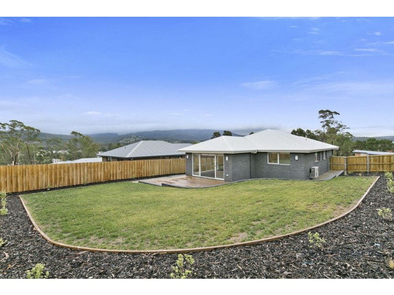 326 Redwood Road, Kingston TAS 7050