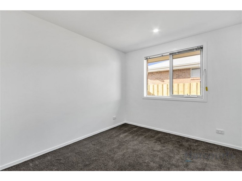 13/134 Burwood Drive, Blackmans Bay TAS 7052