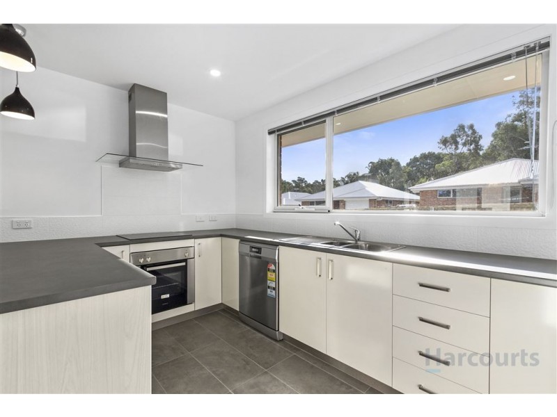 13/134 Burwood Drive, Blackmans Bay TAS 7052