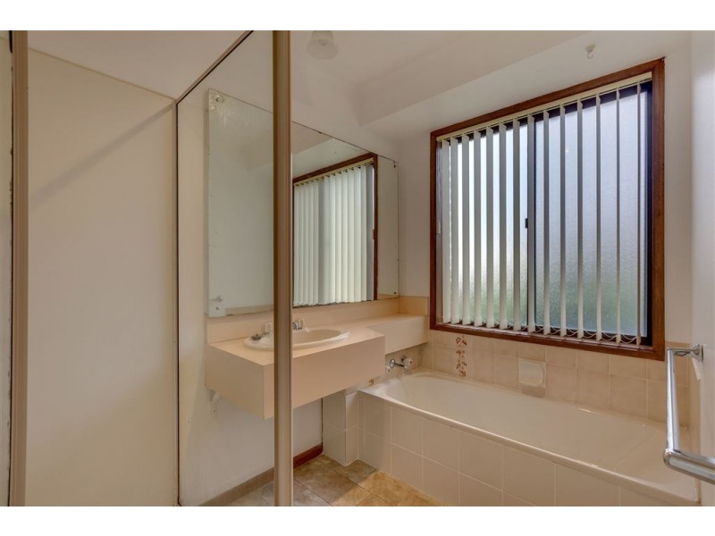 43 Woodlands Drive, Blackmans Bay TAS 7052