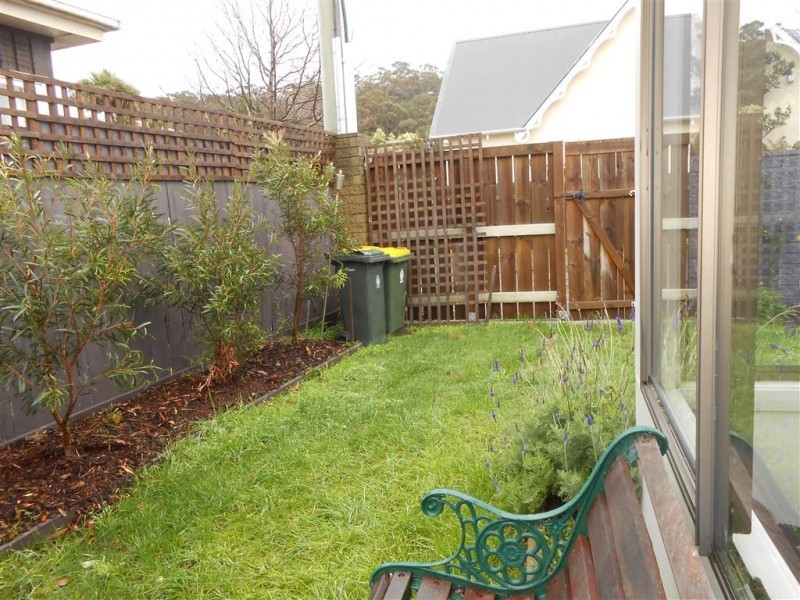 7 Osborne Esplanade, Kingston Beach TAS 7050