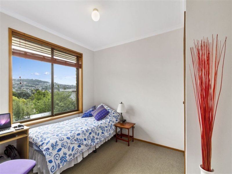 21 Suncoast Drive, Blackmans Bay TAS 7052