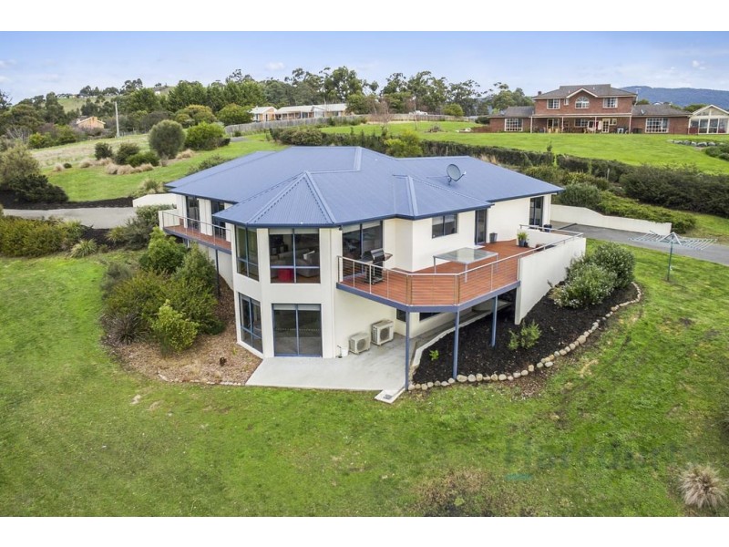 11 Hillview Drive, Margate TAS 7054